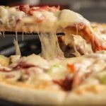 Ученые перечислили продукты, вызывающие пищевую зависимость
