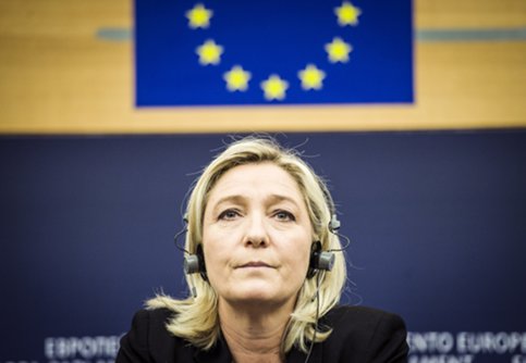 Ле Пен в случае победы проведет референдум о выходе Франции из ЕС
