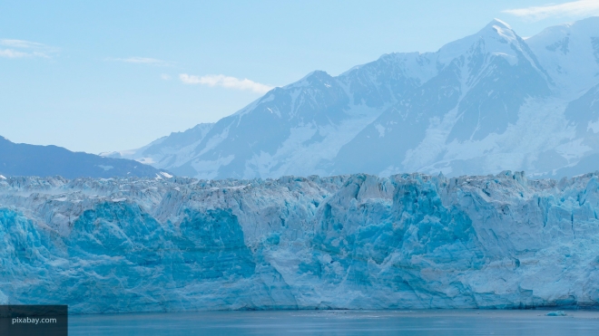 NASA обнародовало фото трещины в крупнейшем леднике Гренландии