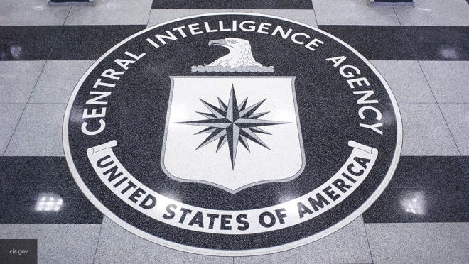ЦРУ и ФБР ищут в собственных рядах информатора WikiLeaks