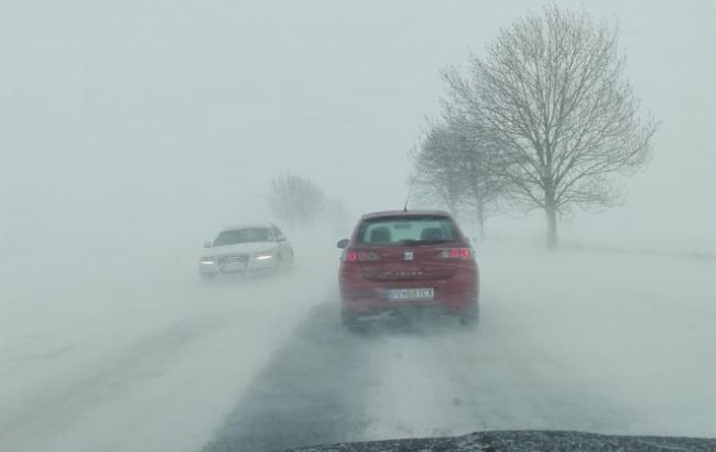 В Словакии столкнулись 40 авто из-за снежной бури