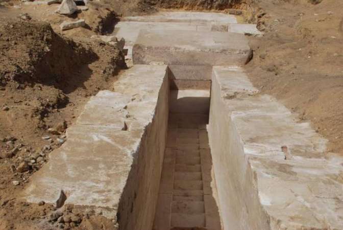 В Каире найдены фрагменты неведомой древней пирамиды