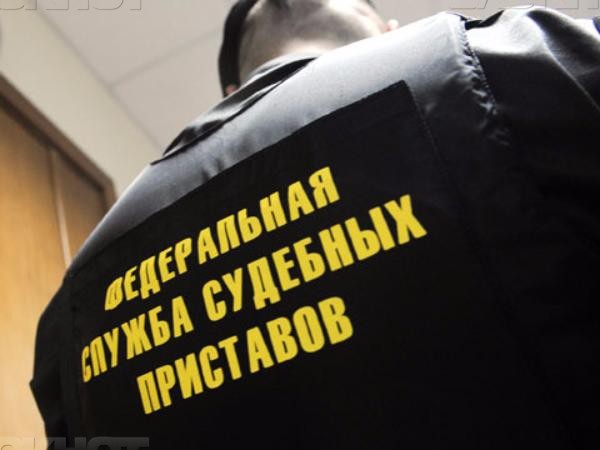 Крымской службе судебных приставов в майские праздники не повезло
