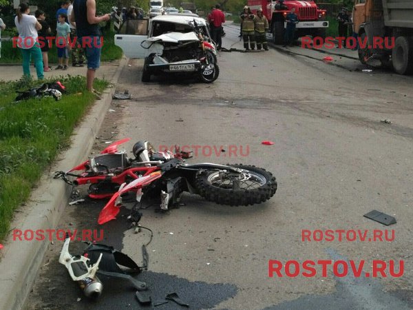 В Таганроге в ужасной трагедии разбились мотоциклисты