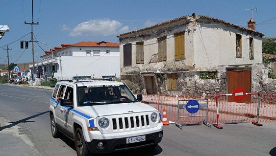 В Греции взорвали машину прежнего премьера: политик ранен
