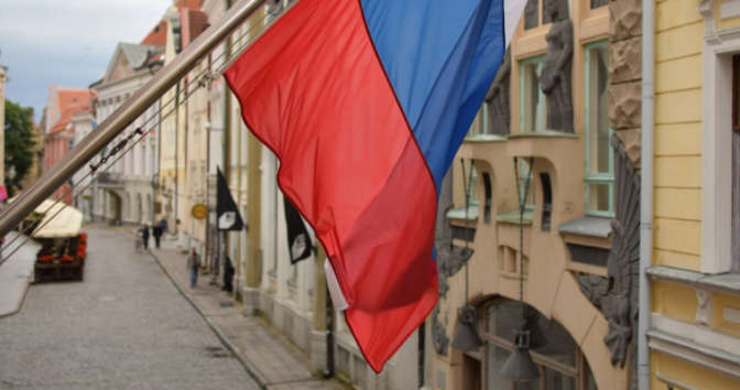 В посольстве РФ назвали срок высылки из Эстонии русских дипломатов