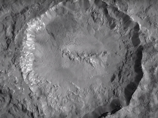 Ученые NASA представили видео вращения Цереры