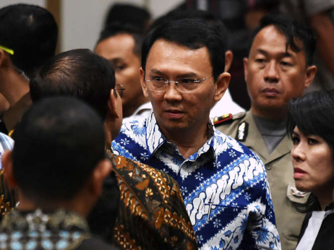 Губернатор Джакарты обидел чувства верующих и получил два года тюрьмы