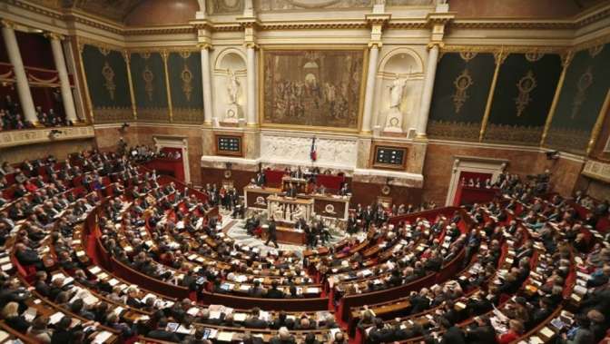 1-ый тур выборов в Национальное собрание Франции начался