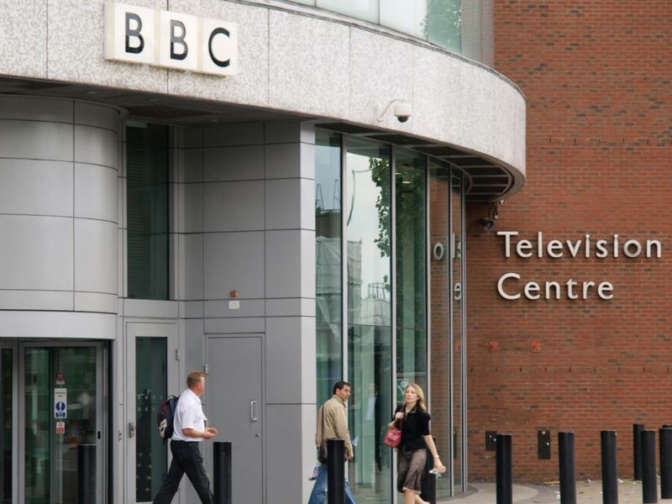 В помещении телерадиокомпании BBC в столице Англии вспыхнул пожар