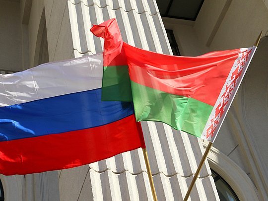 Белорусские водительские удостоверения будут разрешены в РФ с июля — Д. Медведев