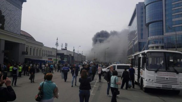 В пожаре на складах у Киевского вокзала в столице РФ погибли два человека