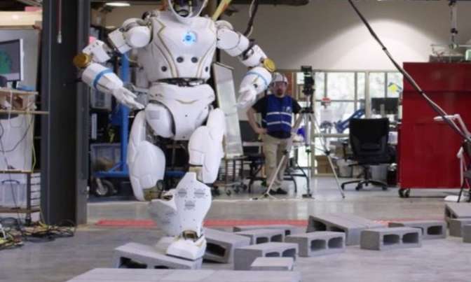 NASA показало, как работает марсианский робот Valkyrie