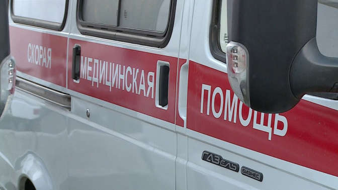 В московской области автомобиль сбил женщину с коляской