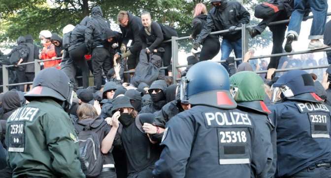 Антиглобалисты в Гамбурге устроили погромы против G20