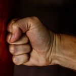 Житель деревни Новоселицы подозревается в жестоком избиении 8-летнего пасынка