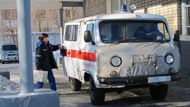 Пьяная женщина взяла фельдшера в заложницы в Тверской области