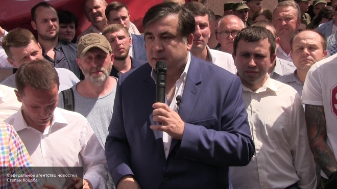 Лишенный гражданства Саакашвили собирает приверженцев на очередной Майдан