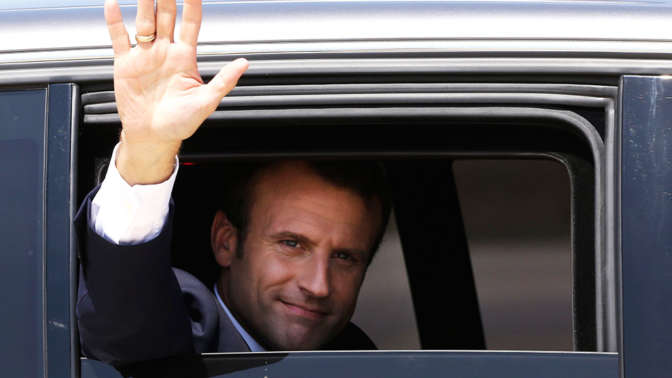 Рейтинг президента Франции стремительно падает — Минус десять процентов