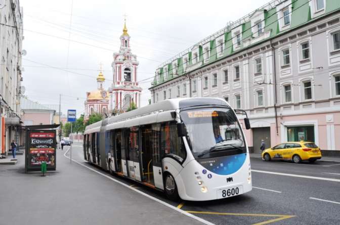 Собянин: Через три года Москва откажется от автобусов на моторном горючем