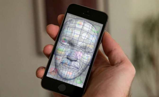 IPhone 8 сумеет за секунды узнавать владельца