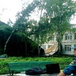Курская область. Сильный ветер сорвал крышу дет дома
