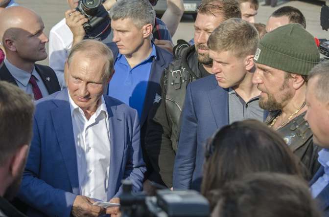Президент РФ прибыл в Севастополь