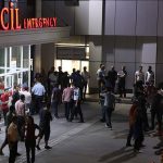 В Стамбуле мужчина с ножом напал на полицейский участок