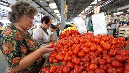 Турция введет ответные меры против РФ из-за томатов