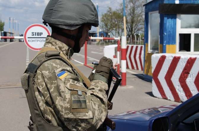 В Донецкой обл. боевики обстреляли КП «Майорск», пострадавших нет