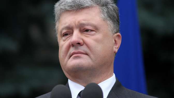 Порошенко похвалил боевой танк Т-72А