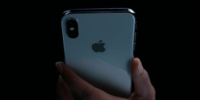 Очередь за «яблоками»: в столице РФ стартовали продажи iPhone 8