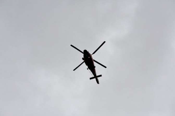 Происшествие в Бельгии: во время показательных выступлений пилот выпал из вертолета