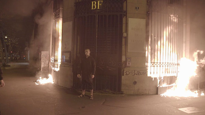 Пётр Павленский пояснил мотивы поджога Банка Франции