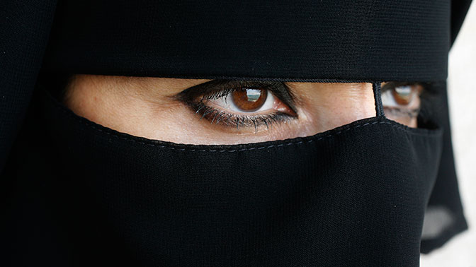 В Австрии запретили носить никаб и паранджу