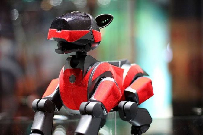 В первый раз за 12 лет компания Сони создаст домашнего робота-питомца