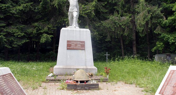 В Литве сообщили о различии исторической правде монументов советским солдатам