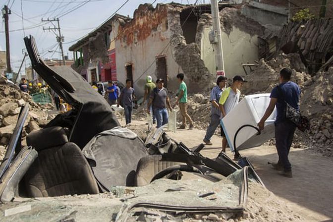 Число погибших землетрясения в Мексике достигло 361 человека