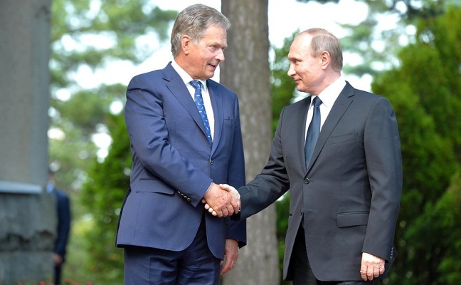 В Кремле рассказали, что обсудил Путин с президентом Финляндии