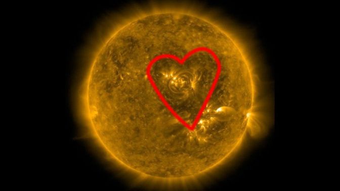 Астрофизики разглядели на Солнце сердце размером в млн. квадратных километров