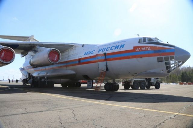 Работники МЧС вылетели в Норвегию на поиски Ми-8