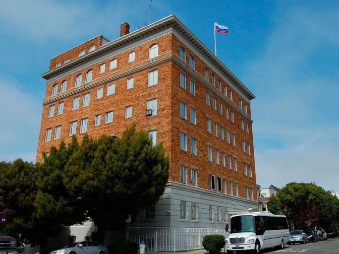 МИД пожаловался на агентов, проникших в консульство в Сан-Франциско
