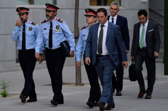 Генпрокуратура Испании требует арестовать руководителя каталонских националистов