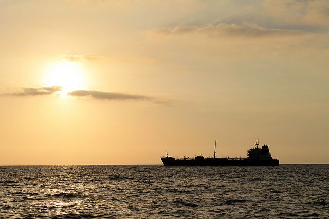 Власти Приморья подключились к возвращению моряков судна, арестованного в ОАЭ из-за долгов