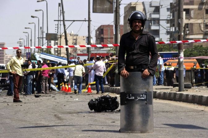 В Египте в столкновениях с террористами погибли 14 силовиков