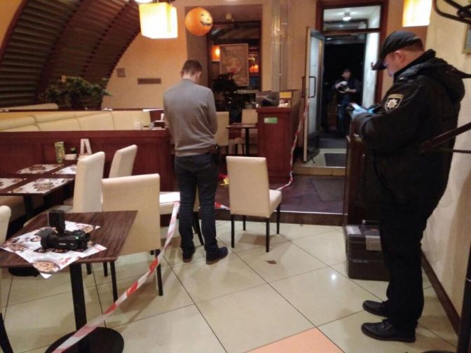 Стрельба в ресторане в центре столицы Украины. Кадры с места происшествия