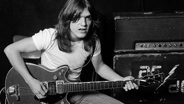 Скончался один из основоположников AC/DC