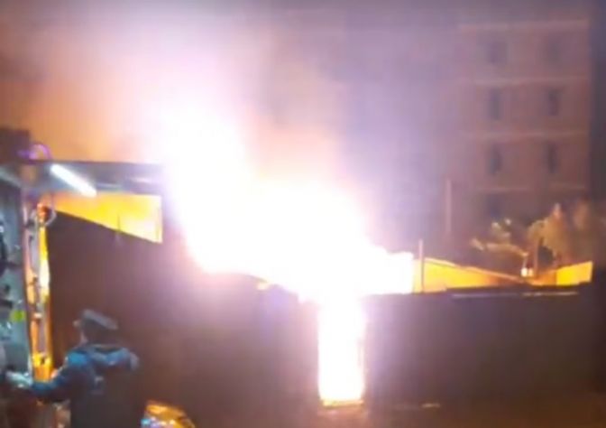 В Ростове в пожаре в личном доме сгорели двое человек