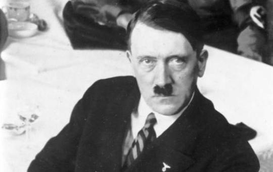 Голландскому музею передали картинку Гитлера, приобретенную на блошином рынке за 75 центов