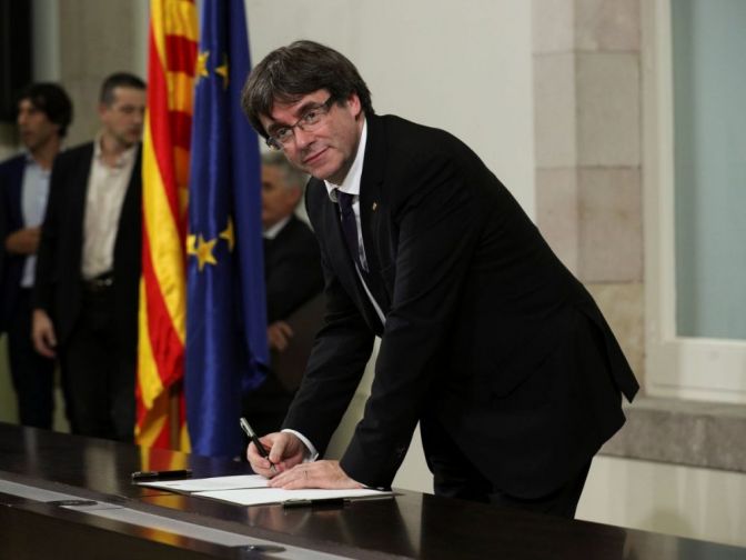 Пучдемон планирует участвовать в досрочных выборах в Каталонии из «любой точки мира»